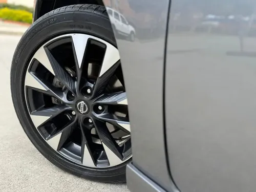 Nissan Sentra 1.8 B17 Fl Sr