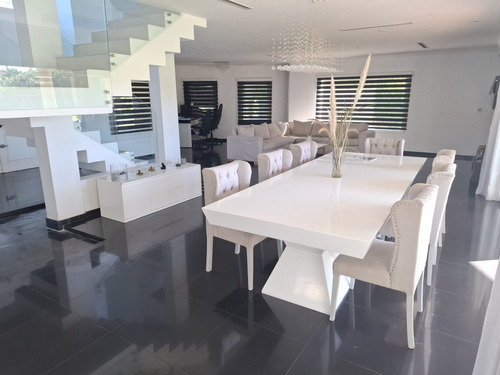 Casa. Venta . Buenos Aires Golf . Bella Vista .
