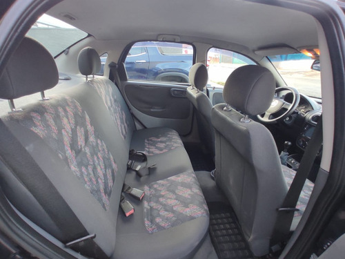 Chevrolet Corsa Sedan Sedan 1.0 MPFI 8V 71cv 4p