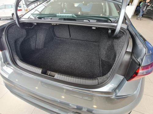 Imagen 11 de 15 de Volkswagen Jetta Comfort At 1.4 Turbo
