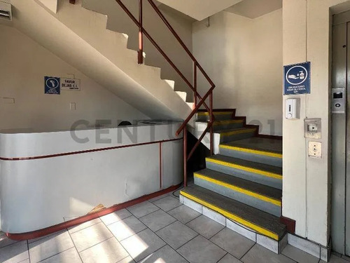 Venta Oficina De 42 Mts De Alto Estándar En El Corazón De...
