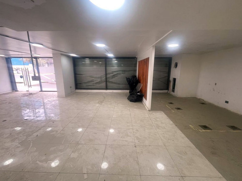 Arriendo Local Comercial De 122,10 M2, Vicuña Mackenna, Ñuñ