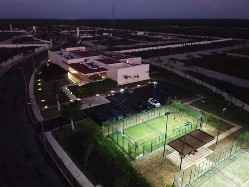 Lote En Venta En Mérida En Privada Soluna, Temozón Norte