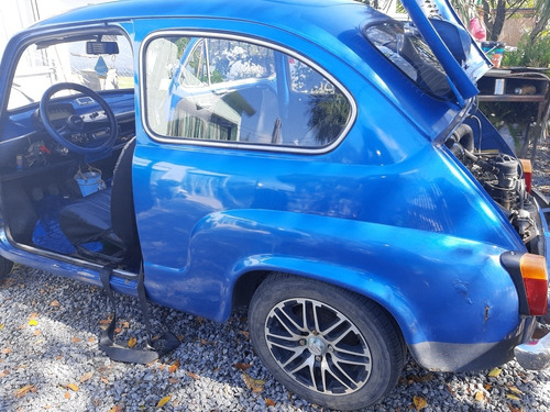 Fiat 600 .