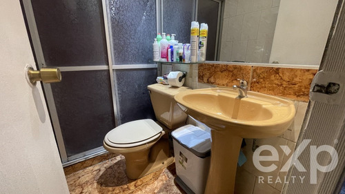 En Venta Casa Cercana A Mall Tobalaba