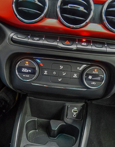 Imagen 15 de 16 de Fiat Argo Hgt 1.8 2017