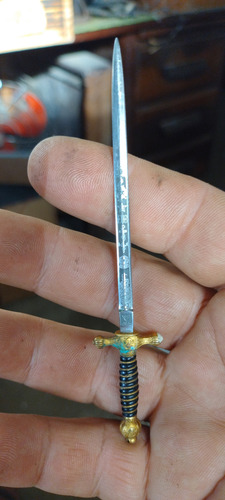 Punhal Espada Miniatura 11,5 Cm Tamanho Total No Estado Das (Usado)