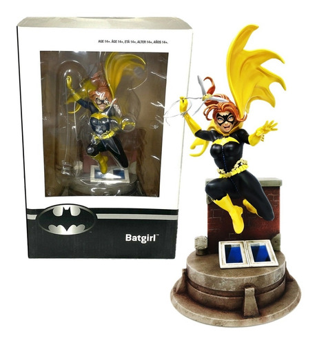 Diorama Batgirl By Jim Lee Thinkgeek Exclusive Only Gamestop