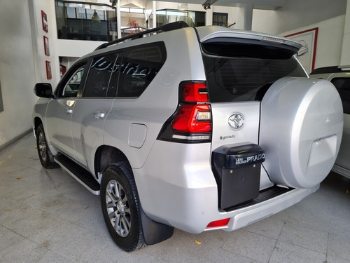 Imagen 4 de 13 de Toyota Land Cruiser 2018 4.0 Prado Vx At
