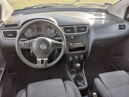 Volkswagen Suran 1.6 Comfortline (l10) 2011 Nafta / Mendoza