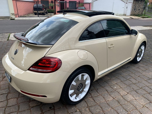 Imagen 3 de 14 de Volkswagen Beetle 2019 Final Edition