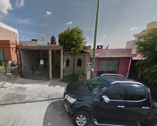 Sk17 Hermosa Casa En Venta, En Excelente Estado Ideal Para Iniciar Tu Patrimonio En La Ermita Leon Gto, Pago Accesible En 2 Exhibiciones, Solo Recursos Propios. No Infonavit