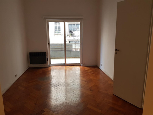 Imagen 5 de 14 de Departamento 2 Ambientes Con Balcón