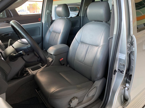 Toyota Hilux Cd4x4 Srv