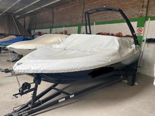 Imagen 4 de 4 de Lancha Lerch Gt 180