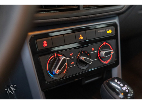 Volkswagen T-Cross 1.0 200 TSI TOTAL FLEX AUTOMÁTICO