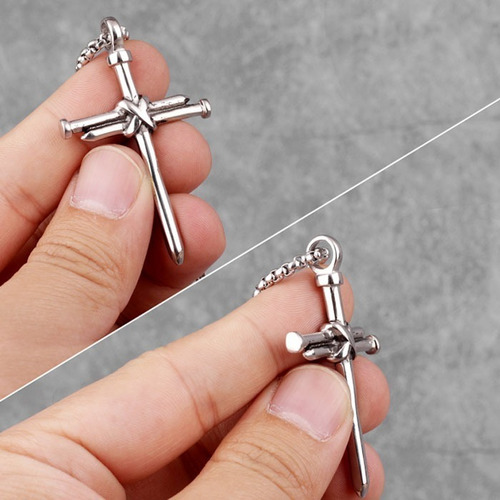 Imagem 3 de 5 de Colar Masculino Com Pingente Crucifixo Pregos