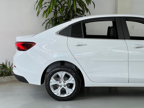 Chevrolet Onix Plus 1.0t Premier 2