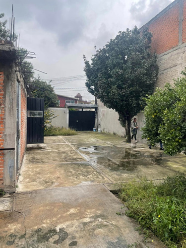Venta De Terreno Con Pequeña Construcción En Atizapán!!!!!