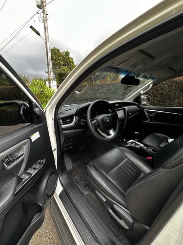 Toyota Fortuner 2.7l