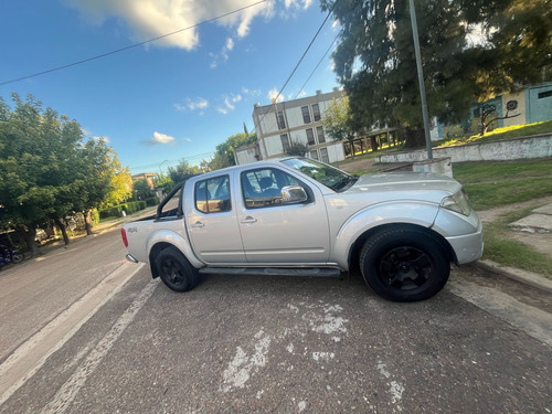 Nissan Frontier 2.5 Le Cab Doble 4x4
