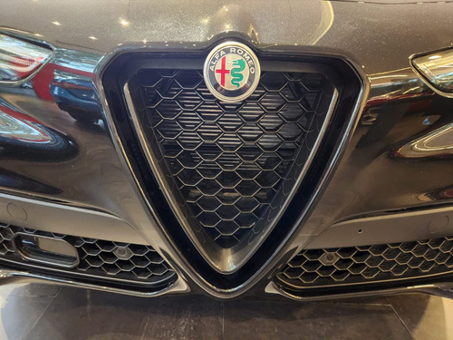 Alfa Romeo Stelvio 2.0 280cv At Q4 Veloce