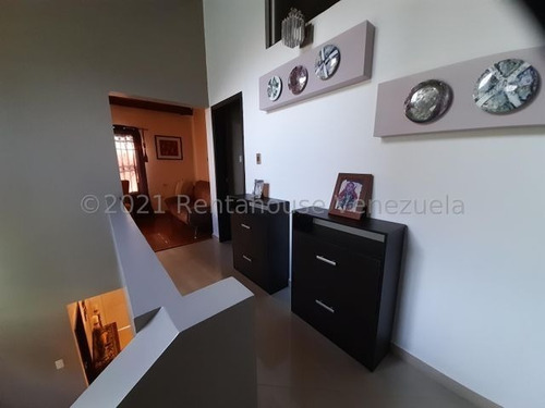 Imagen 3 de 17 de Leida Falcon Rentahouse Vende Townhouse En El Rincon Naguanagua 22-6841 Lf