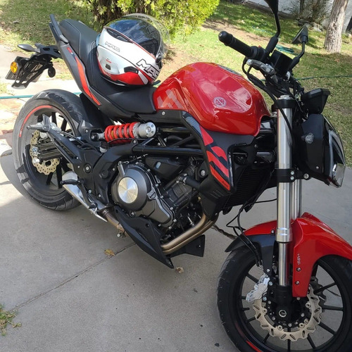 Imagen 1 de 3 de Benelli 302s