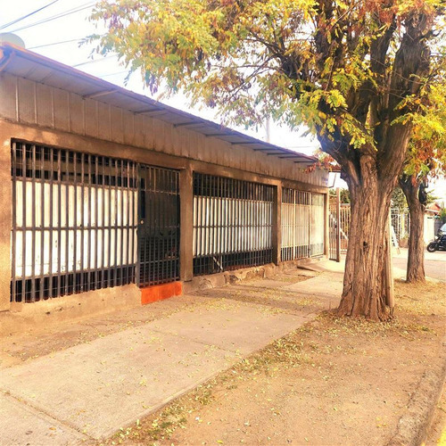 Casa En Venta De 3h, 2b, 2estc + Bog En Puente Alto Av.