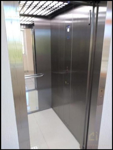 Oficinas En Renta Dentro De Edificio Con Elevador Y Vestíbulo Sobre La Avenida Diaz Mirón