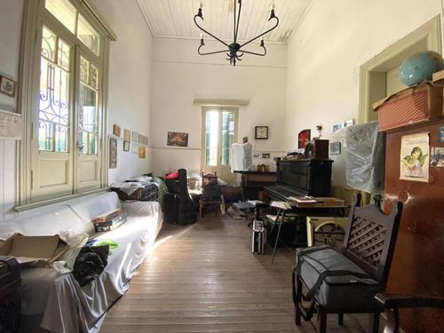 Imagen 6 de 30 de Casa De 5 Dormitorios A Reciclar En Venta Roldan Ideal Proyecto