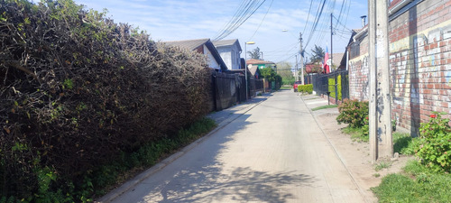 Hermosa Casa En Tranquilo Sector De Maipú