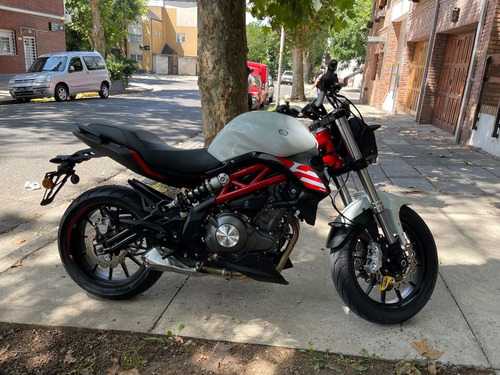 Imagen 10 de 10 de Benelli 302s