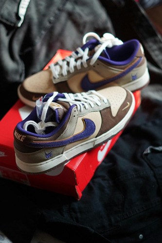 Nike Dunk Low Limited Edition