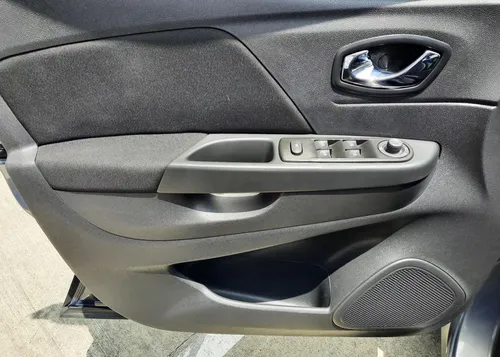 Renault Captur 2.0 Zen