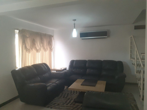 Imagen 2 de 13 de Ed. Town House Urb. Doña Luisa. Puerto Ordaz.