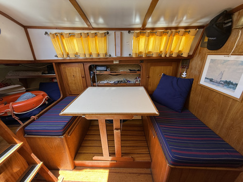 Velero Tritón 28 Nanni 15 Hp Diesel Impecable