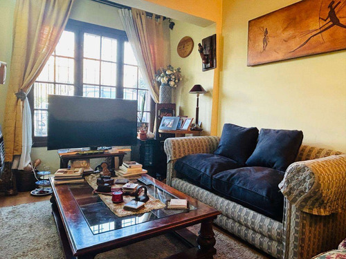 Casa 3d Y 3b En Excelente Barrio De Ñuñoa