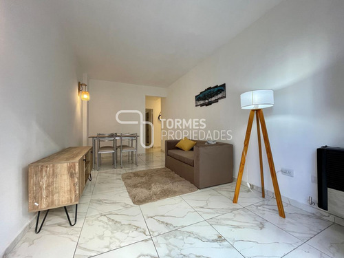 Imagen 7 de 30 de Tour Virtual Departamento 2 Ambientes Con Balcón Saliente - Plaza Colon Mar Del Plata