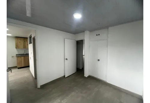 Venta De Apartamento En El Occidente, Sector Los Pinos
