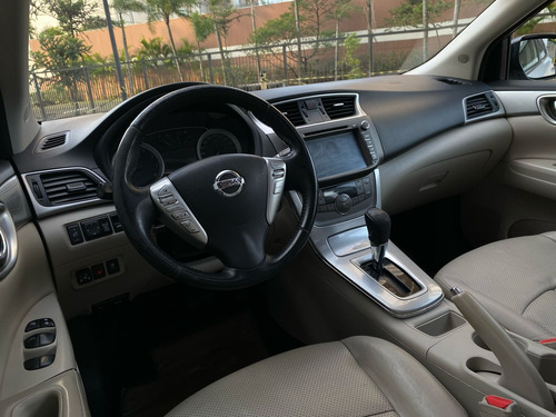 Nissan Sentra 2.0 Sl Unique Flex Aut. 4p