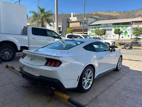 Ford Mustang 5.0l Gt V8 At