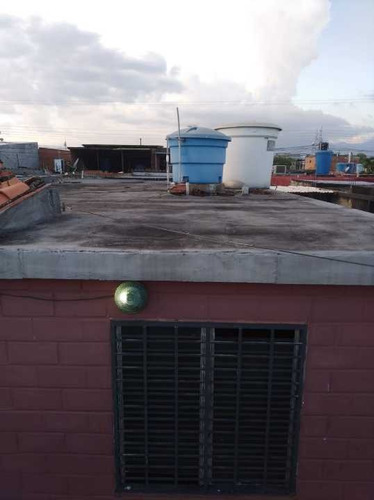 Imagen 14 de 15 de Casa Venta Urb. Araguaney Palo Negro. Libertador