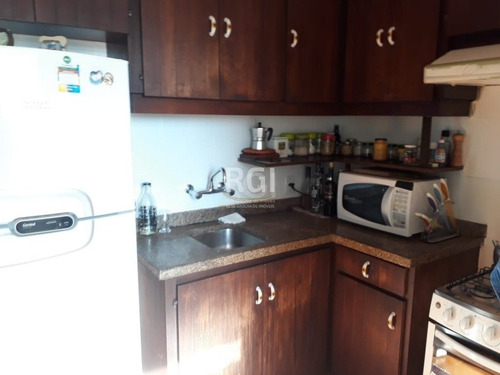 Imagem 3 de 6 de Apartamento Menino Deus Alegre - 7414