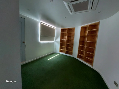 Oficina De 285 M2 Santa Rosa Santiago Centro, Rm