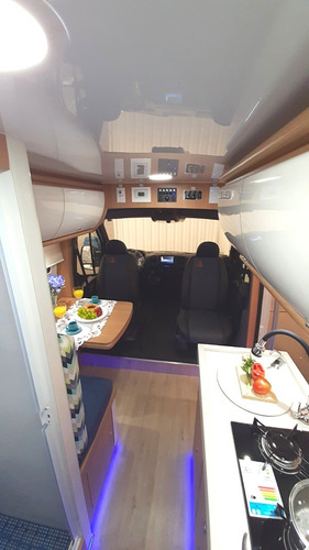 Motorhome Motor Home Renaut Master Novo Trailer