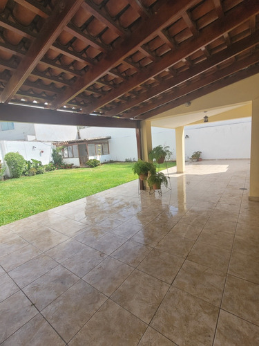 Alquilo Jardin Para Eventos