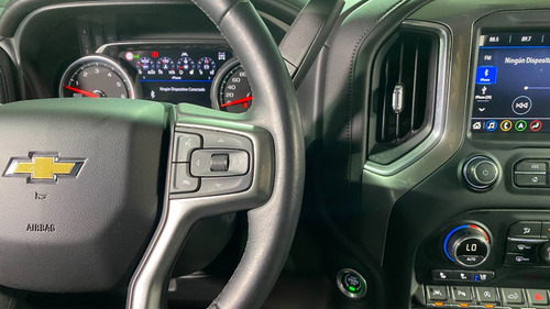 Imagen 14 de 18 de Chevrolet Silverado Ltz 4x4 5.3 At 2020
