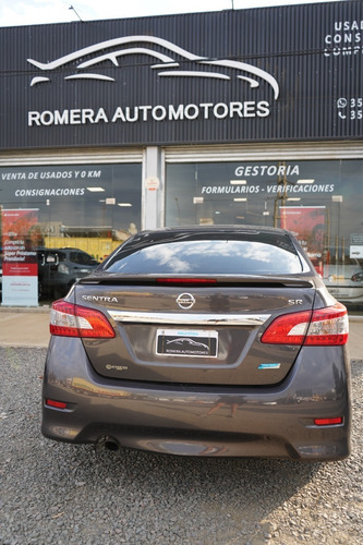 Imagen 9 de 10 de Nissan Sentra Sr 1.8 Cvt Pure Drive 2015