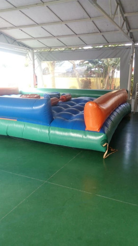 Imagem 4 de 5 de Locação De Mesas,cadeiras E Brinquedos Para Festas E Evento